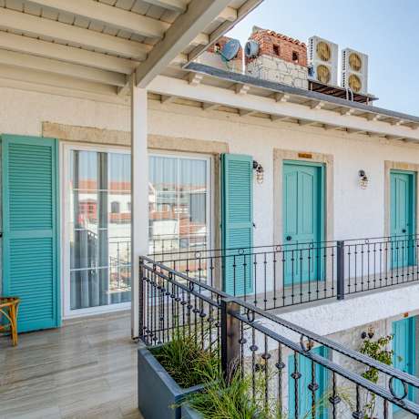 Avlu Alaçatı Butik Otel